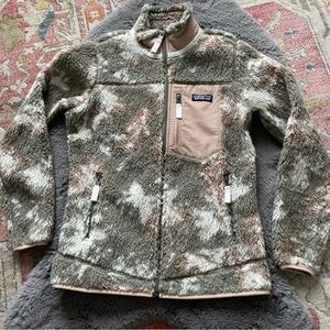 Patagonia Fleece Jacket in Green and Tan